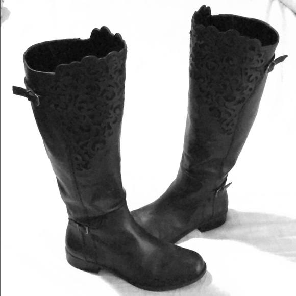 gianni bini laser cut boots